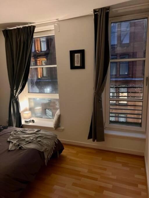 Trendy One Bedroom Apartment Glasgow Eksteriør billede
